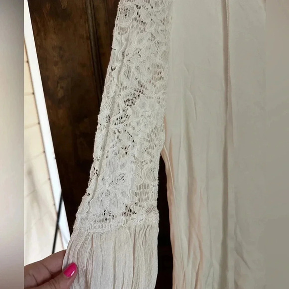Alexis Maxine Long Sleeve Dress in White Lace size L - Picture 2 of 7